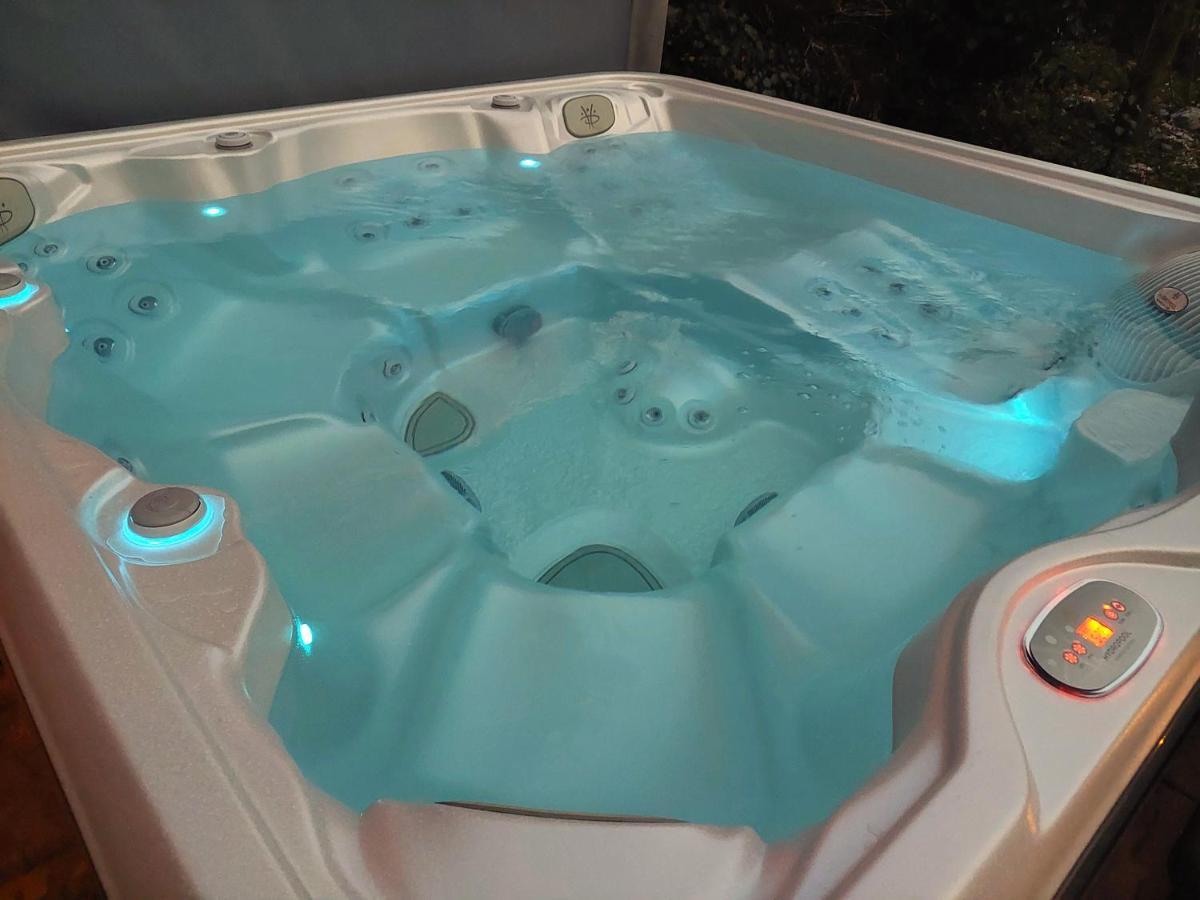 La Casa Rosa Di Segusino With Spa Jacuzzi In Garden Sequsino Ngoại thất bức ảnh